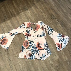 Long sleeve floral romper NWT
